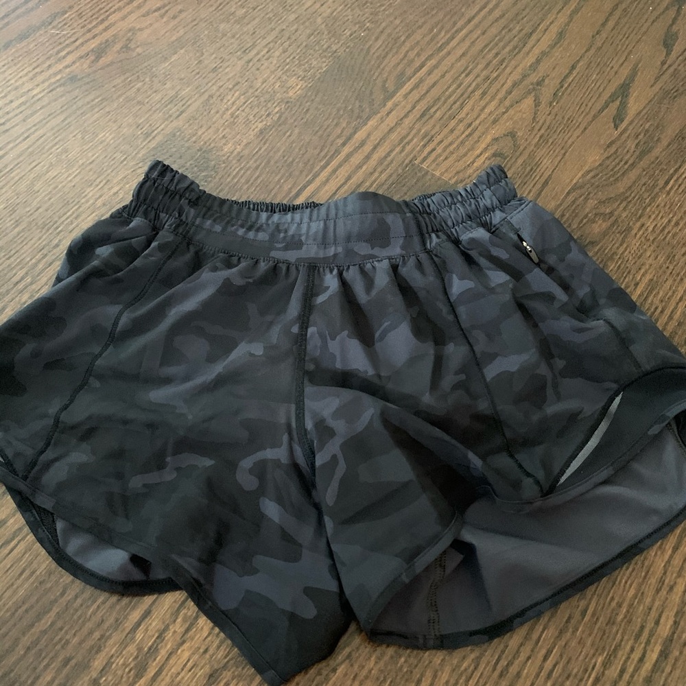 black camo lululemon shorts